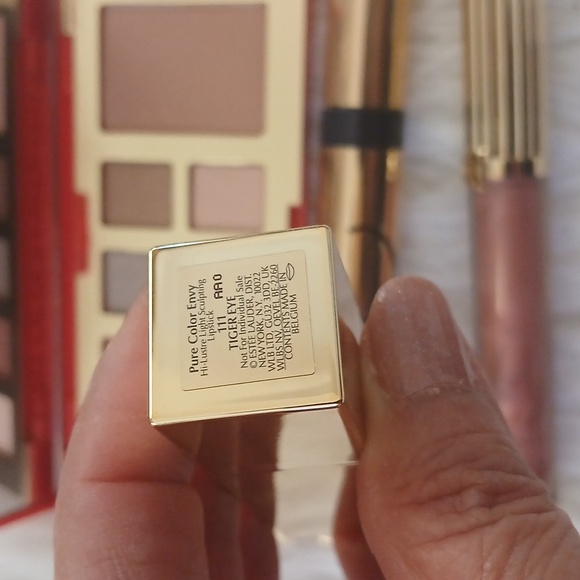 Estee Lauder Eyeshadow Mascara Lipstick & Gloss Set - Picture 4 of 7
